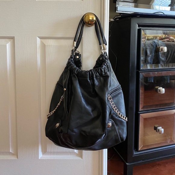 RAMPAGE HOBO BAG - Picture 10 of 10